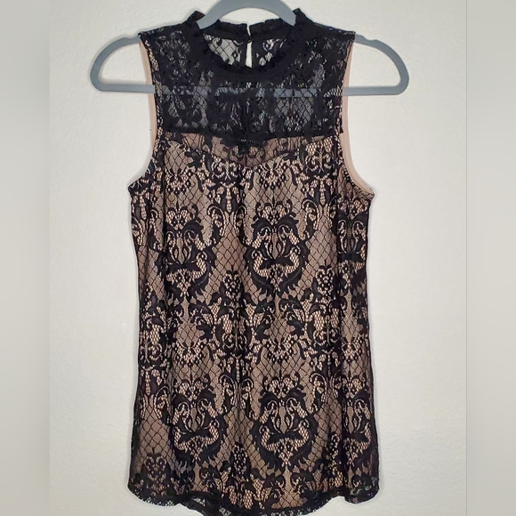 Fortune & Ivy Black Lace Overlay Top - Picture 10 of 10